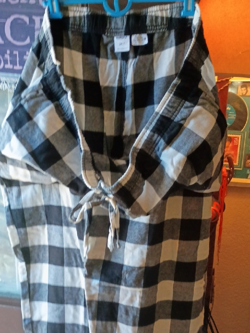 Sonoma Black and Off-White Plaid Elastic Pajamas